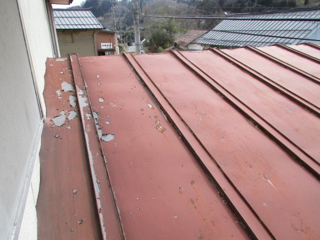 トタン葺屋根