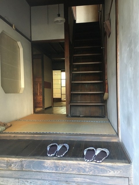 玄関・階段